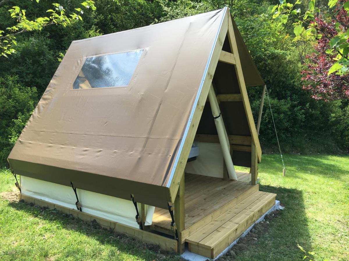 Camping Calme Et Nature Castellane Exterior photo